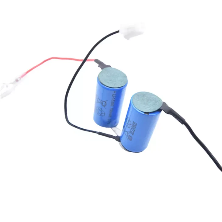 7,4 V 700 mah aku